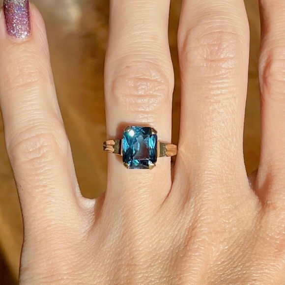 Vintage London Blue Topaz 10K Gold Ring 4.5ct Size 6 Retro Jewelry - Picture 7 of 11